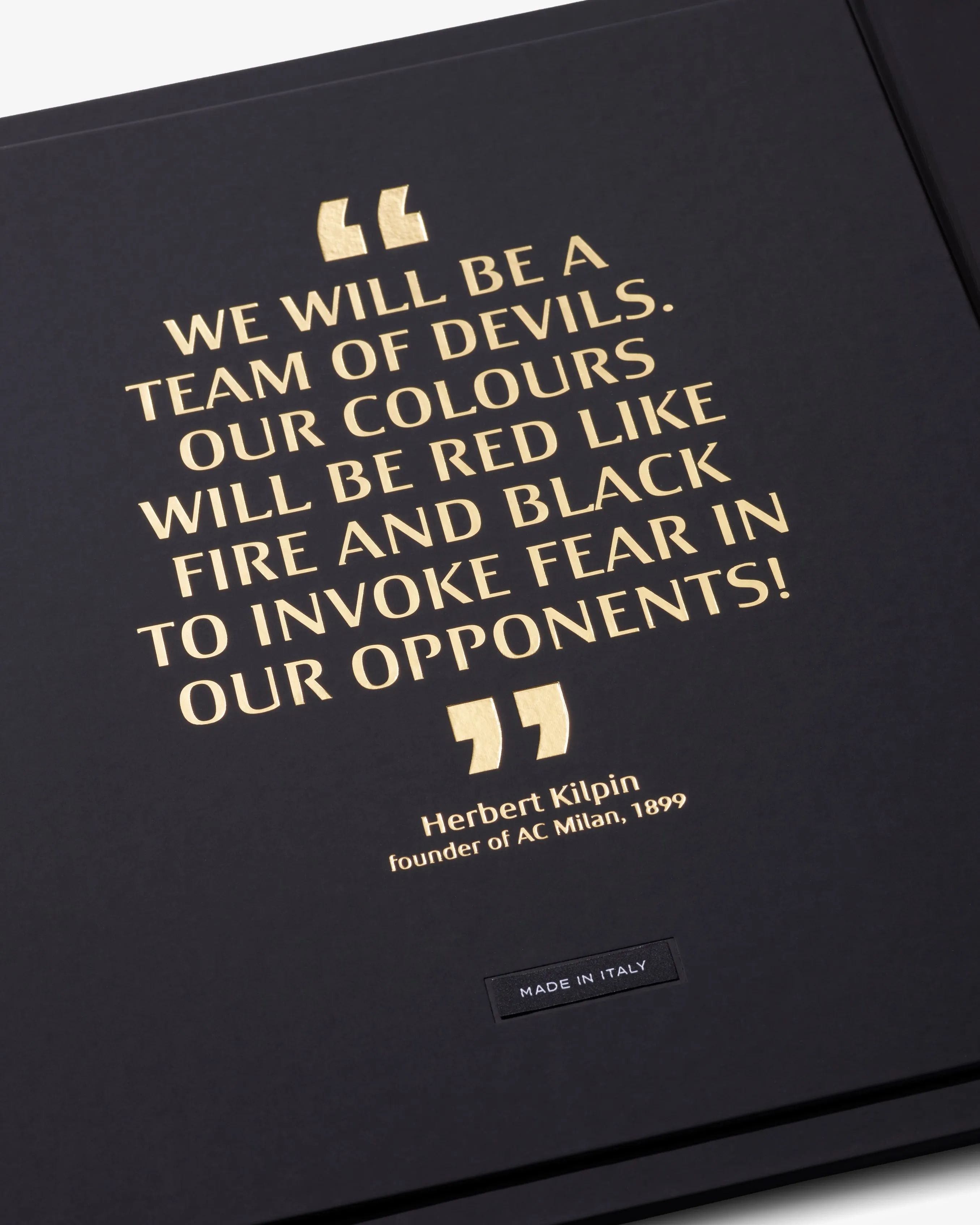 AC Milan (Ultimate) Assouline