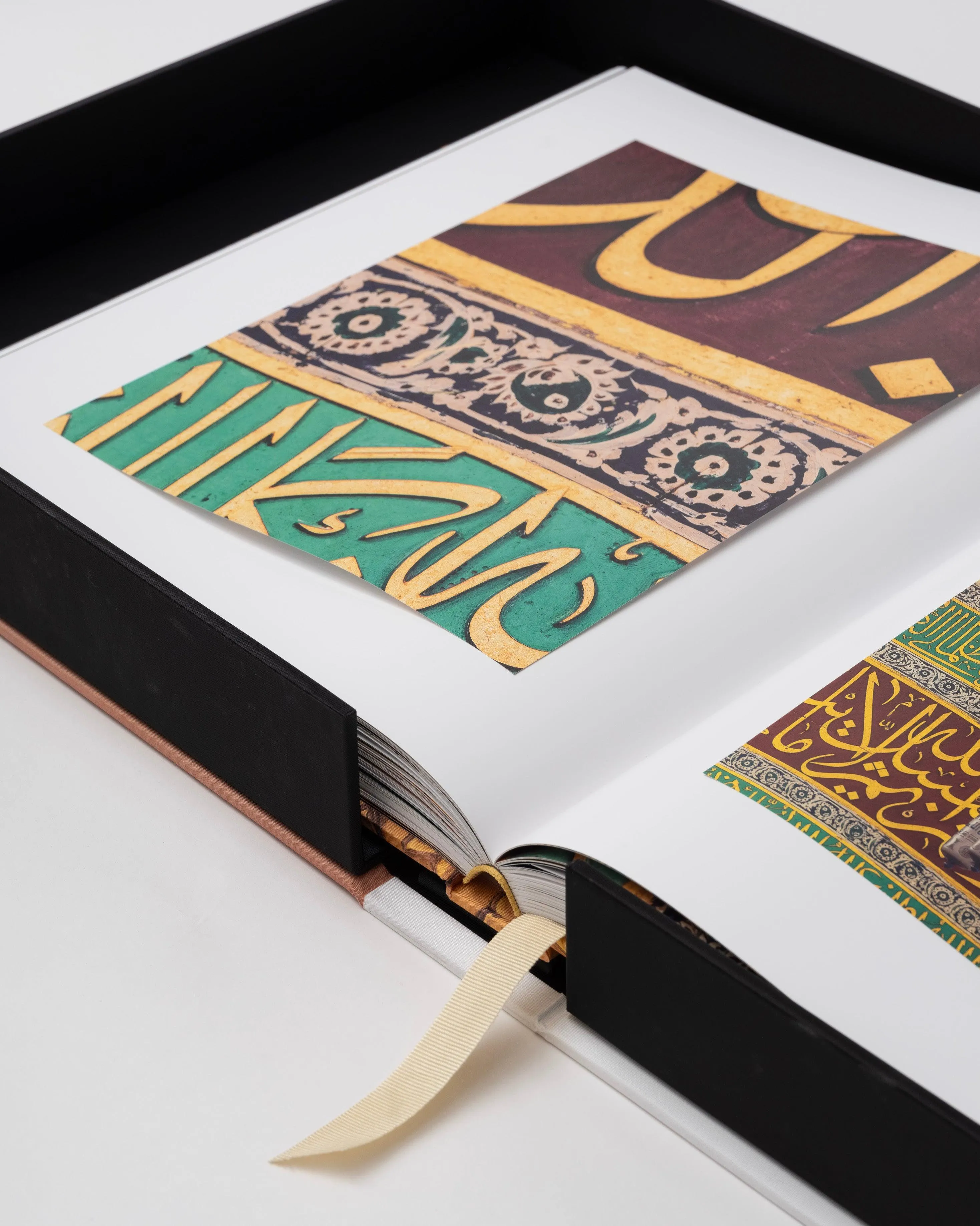 Al'Madinah: The City of the Prophet Assouline