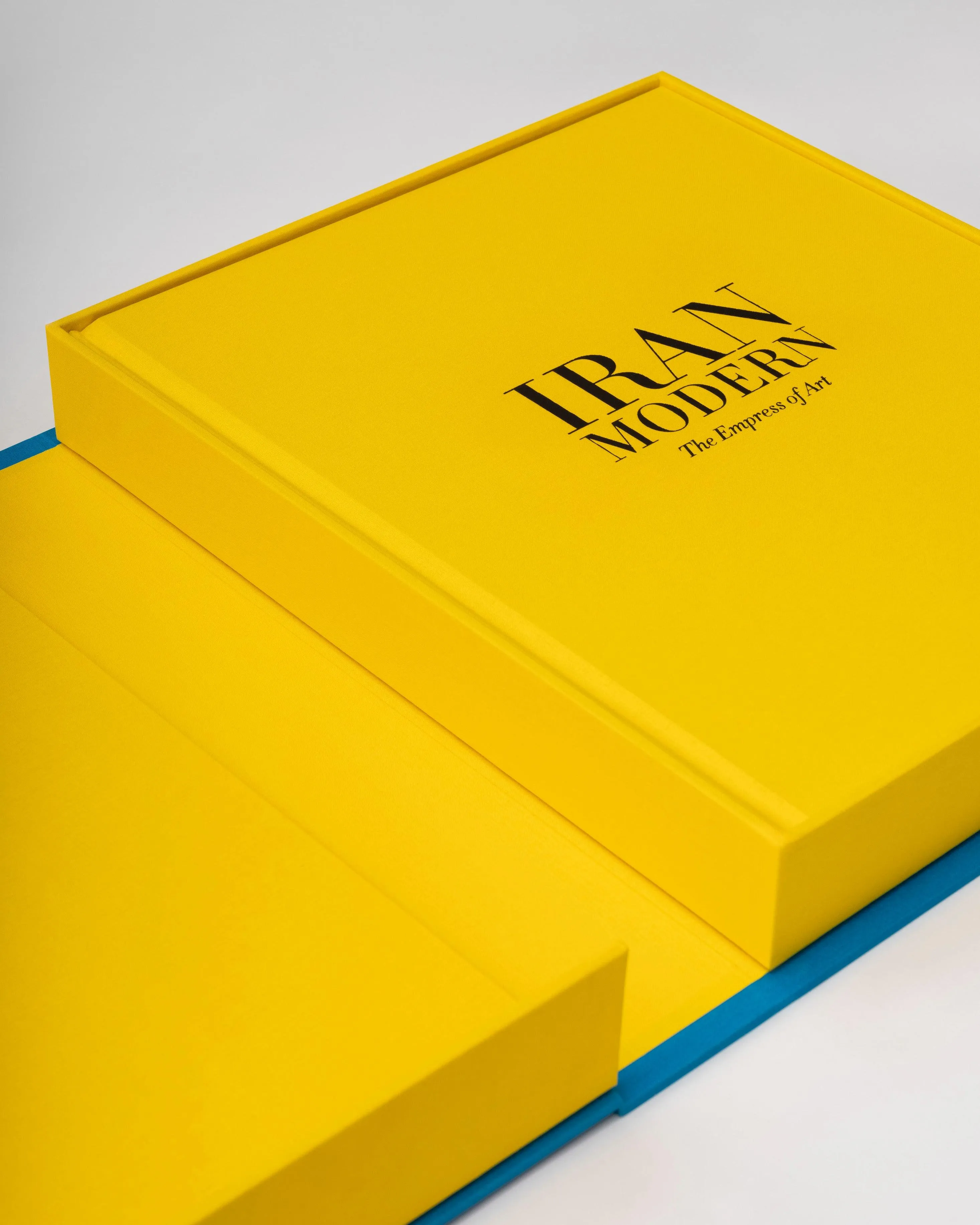 Iran Modern Assouline