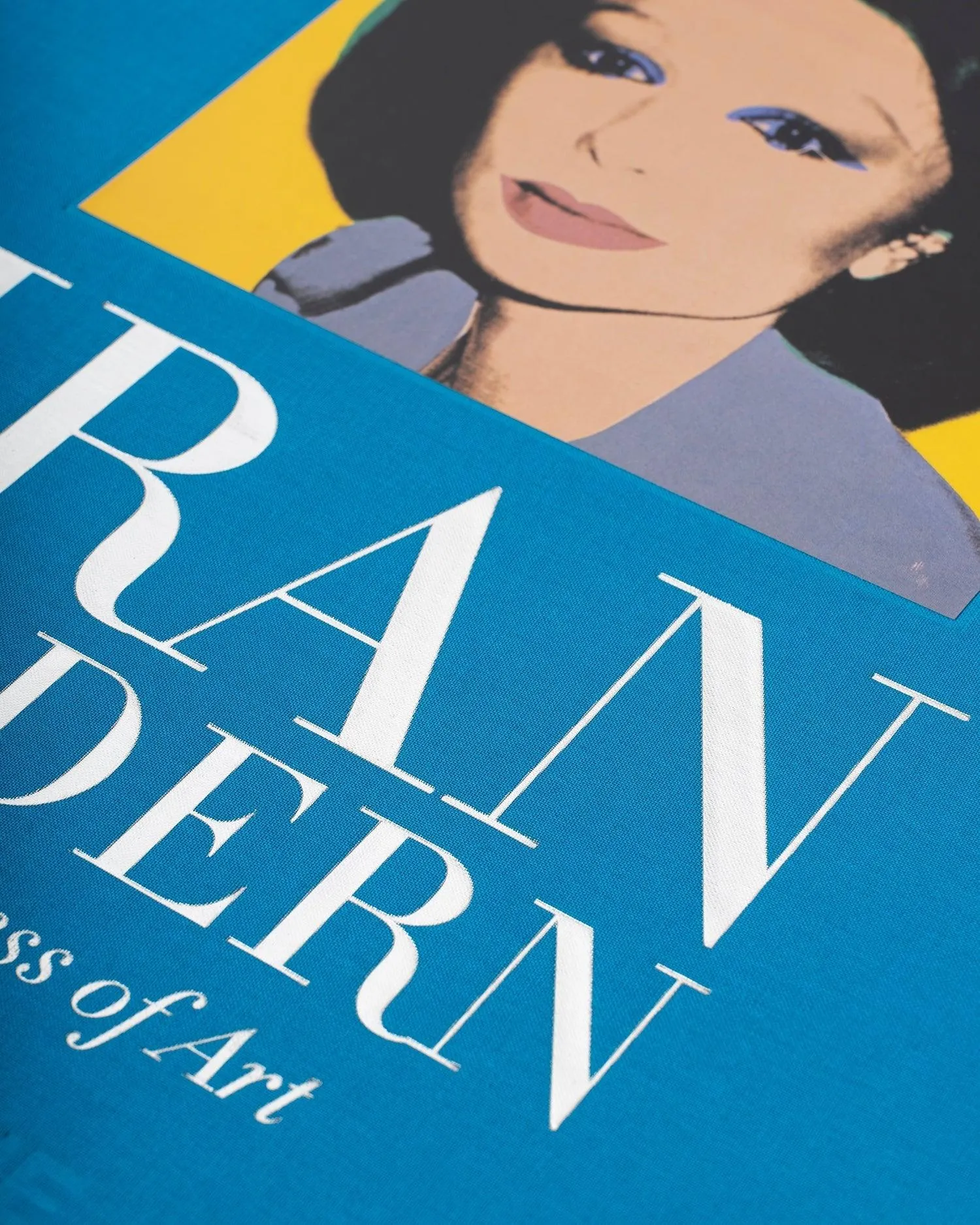 Iran Modern Assouline