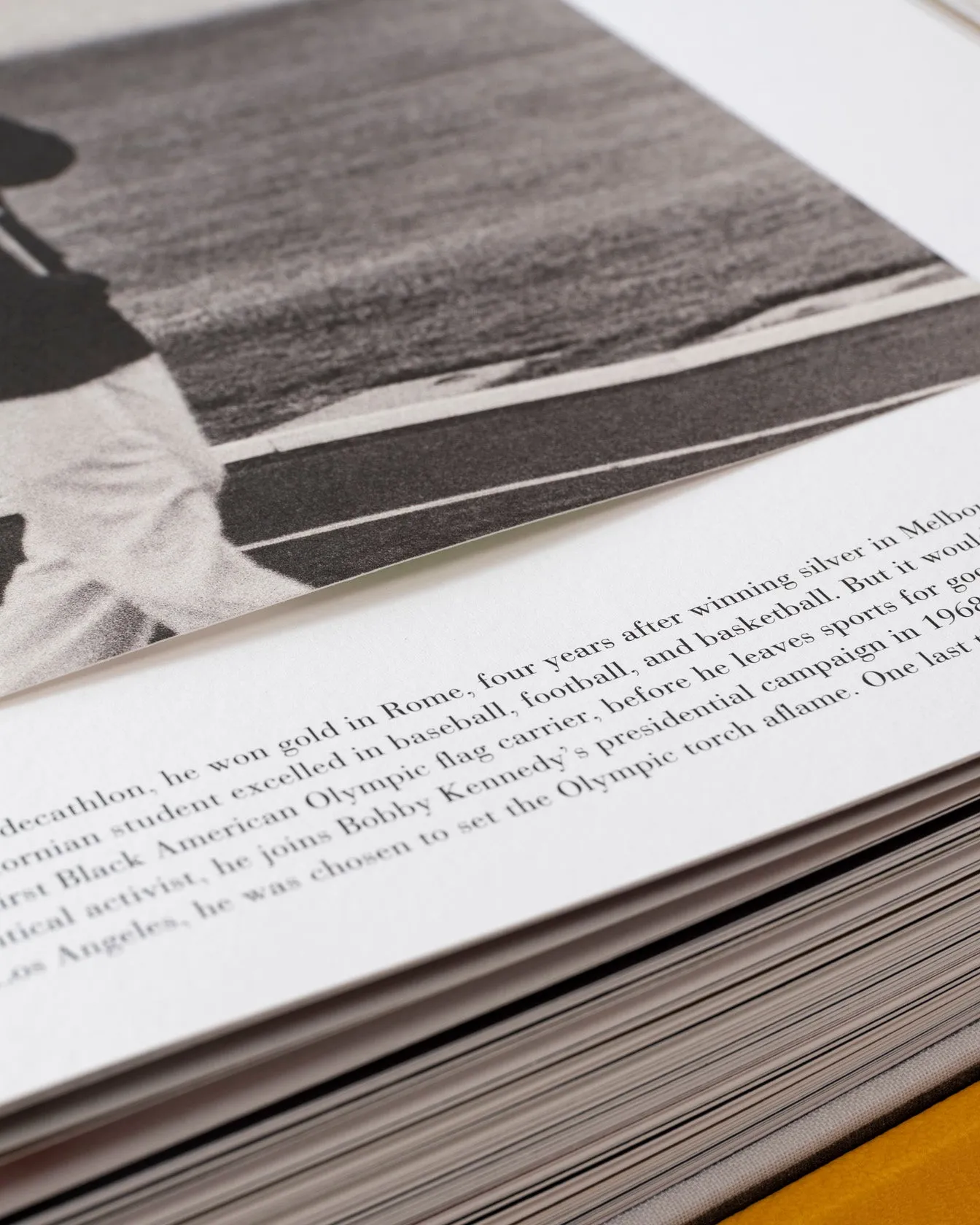 The Last Heroes: 100 Moments of Olympics Legend (Special Edition) Assouline